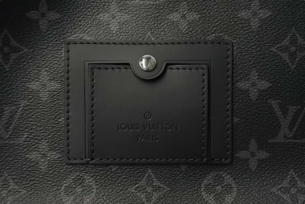 Louis Vuitton Messenger Voyage Hiroshi Fujiwara Fragment Black - Picture 5 of 7